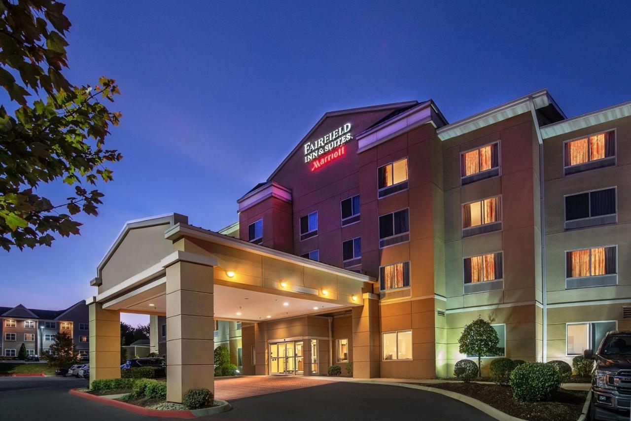 Fairfield Inn And Suites By Marriott Harrisonburg Exterior photo