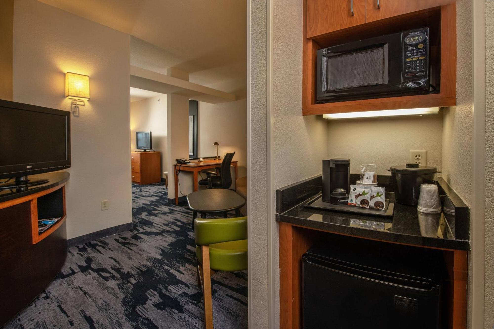 Fairfield Inn And Suites By Marriott Harrisonburg Exterior photo